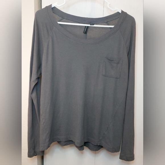 Cynthia Rowley Tops - Cynthia Rowley Grey Long Sleeve Tee 100% Cotton Size Medium Casual Top Layer